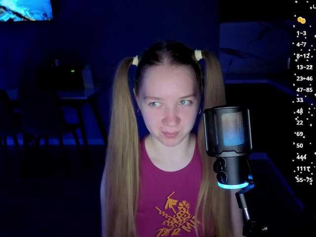 Vita-min-4ik from BongaCams