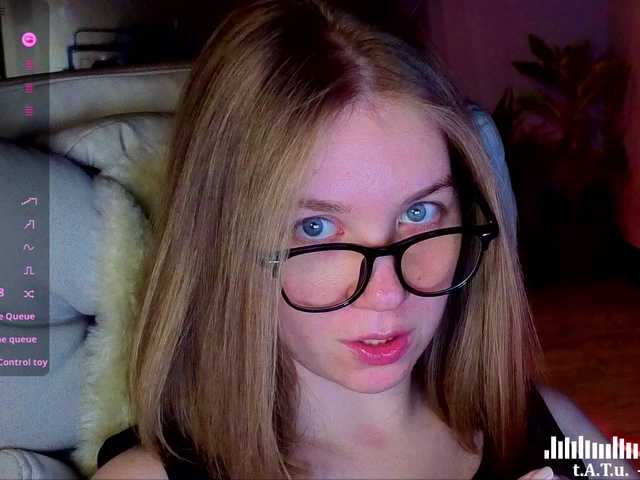 Vita-min-4ik's BongaCams show and profile