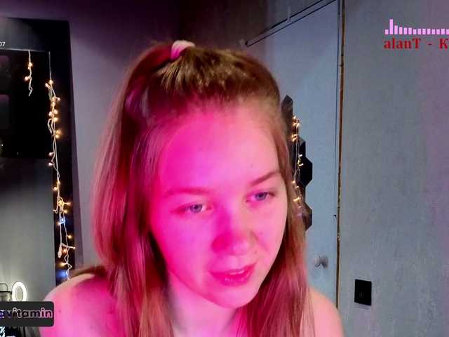 Vita-min-4ik's BongaCams show and profile