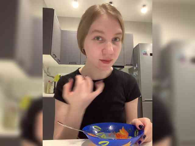 Vita-min-4ik Live Webcam on BongaCams