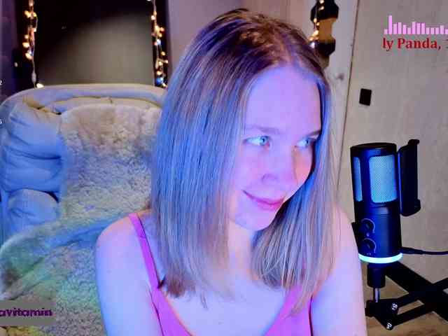 Vita-min-4ik Live Webcam on BongaCams