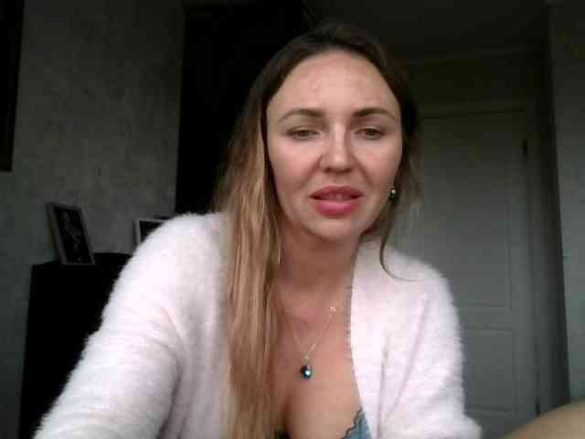 CuteAngelina webcam