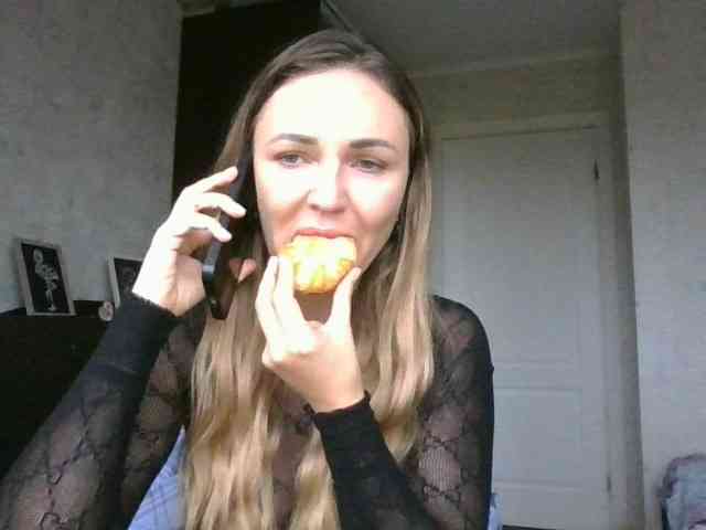 CuteAngelina webcam