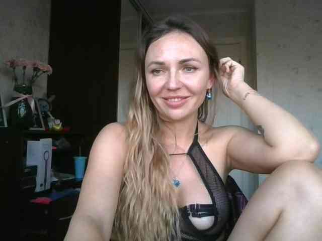 CuteAngelina webcam