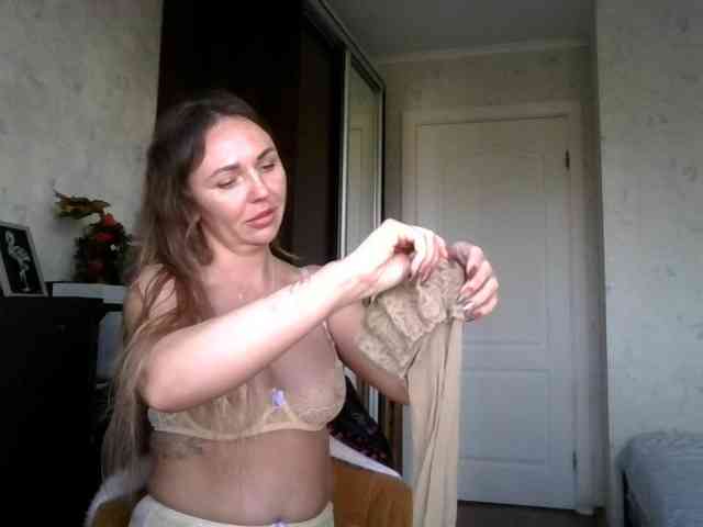 CuteAngelina webcam