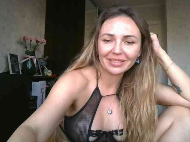 CuteAngelina webcam