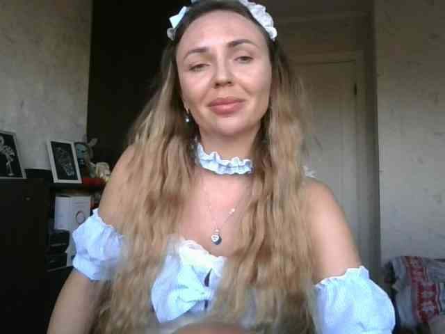 CuteAngelina webcam