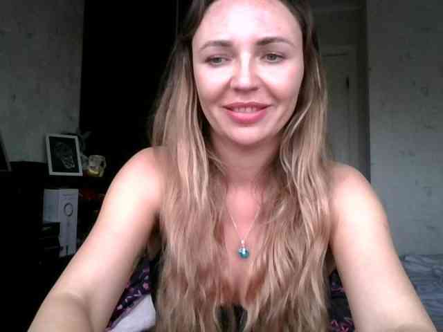 CuteAngelina webcam
