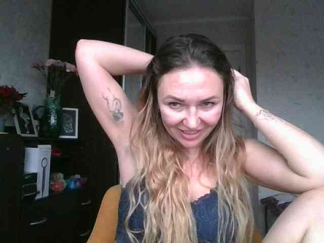 CuteFngelina CuteFngelina