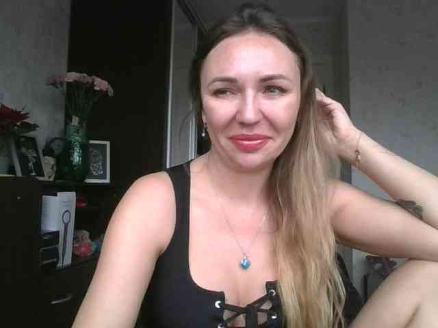 CuteFngelina CuteFngelina