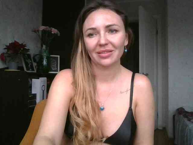 CuteFngelina CuteFngelina