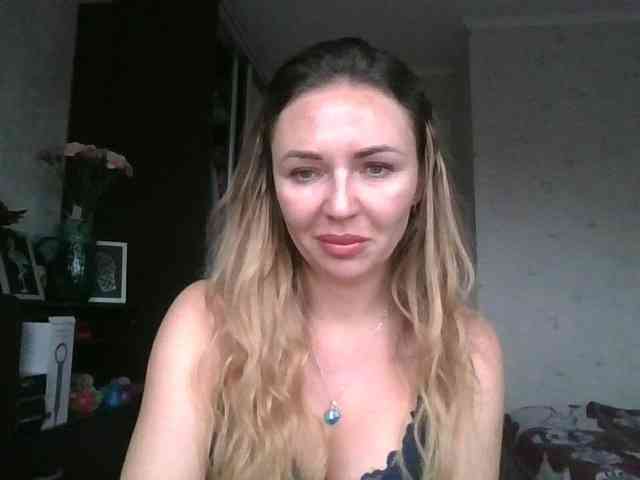 CuteFngelina CuteFngelina