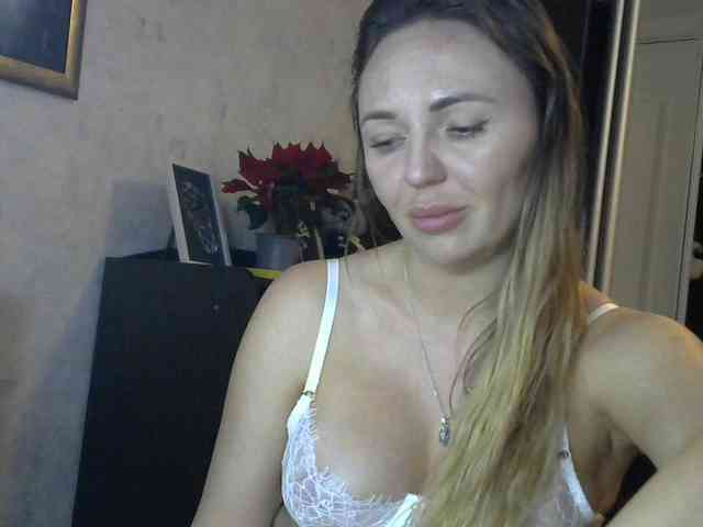 CuteAngelina webcam
