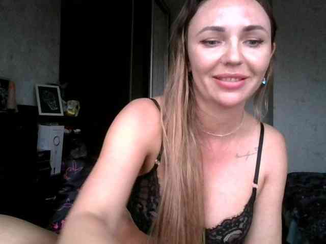CuteAngelina webcam