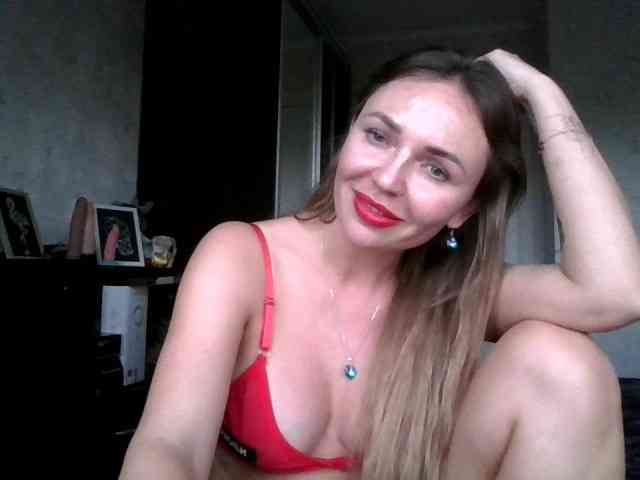 CuteAngelina webcam