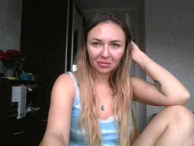 CuteAngelina webcam