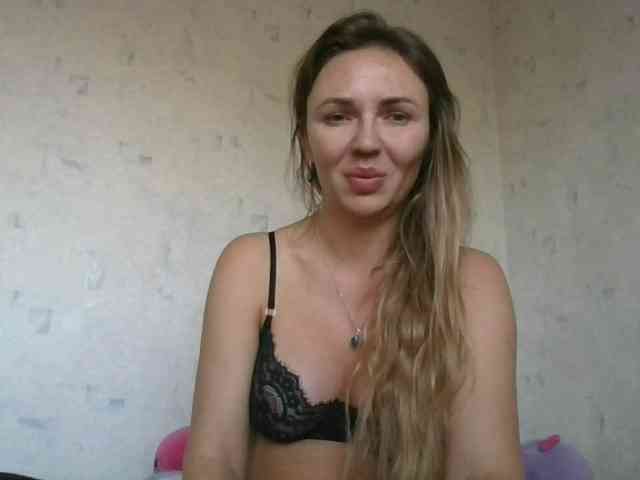 CuteAngelina webcam