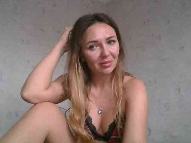 CuteFngelina CuteFngelina