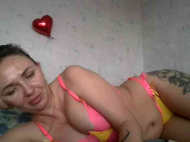 CuteAngelina webcam