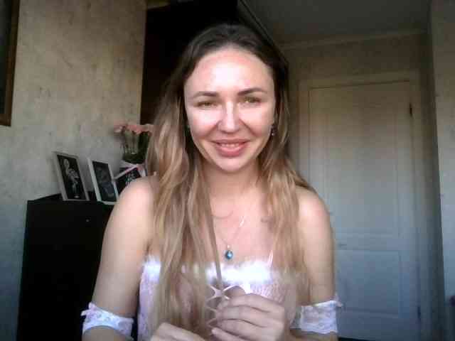 CuteAngelina webcam