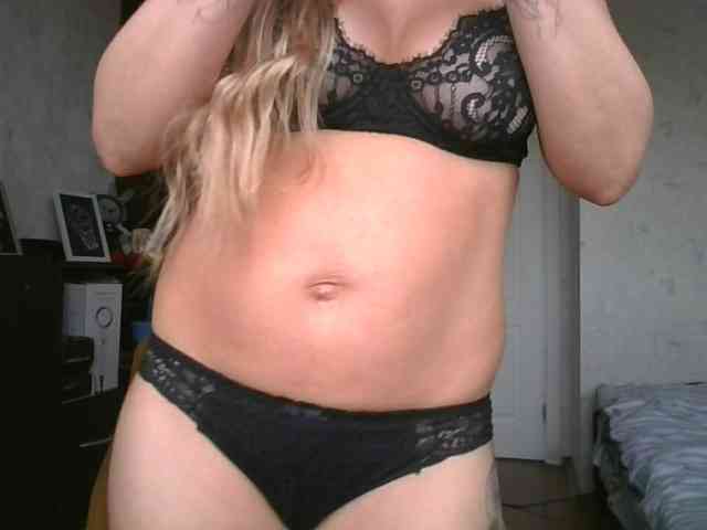 CuteAngelina webcam
