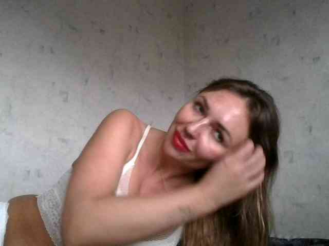 CuteAngelina webcam