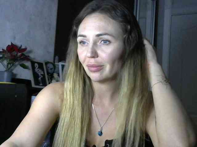 CuteFngelina CuteFngelina