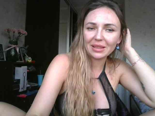 CuteAngelina webcam