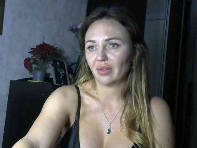 CuteFngelina CuteFngelina