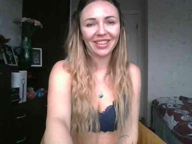 CuteFngelina CuteFngelina