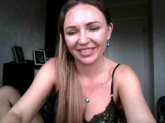 CuteAngelina webcam