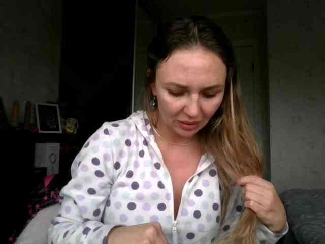 CuteAngelina webcam