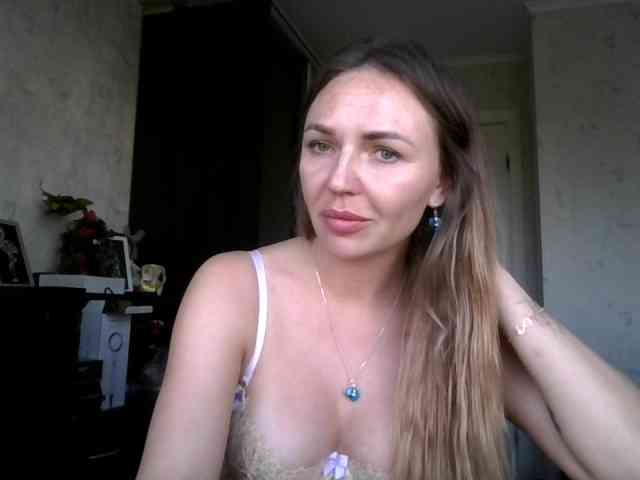 CuteAngelina webcam