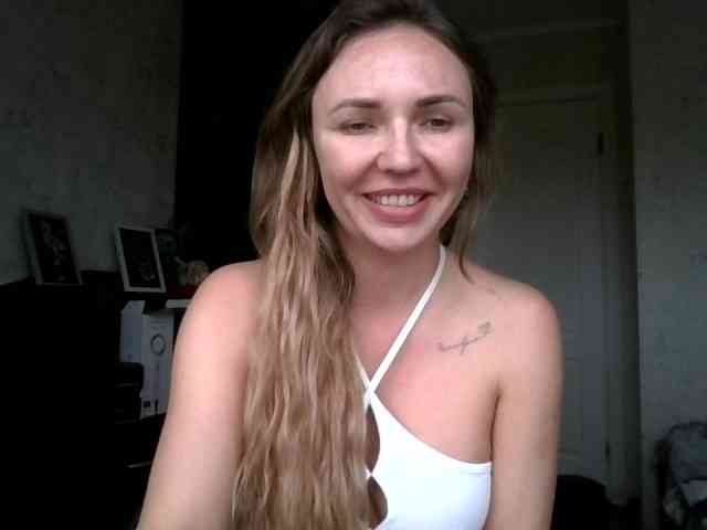 CuteAngelina webcam