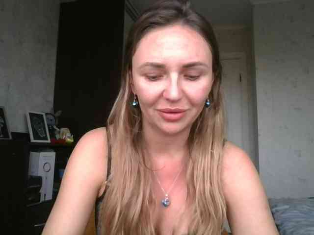 CuteAngelina webcam