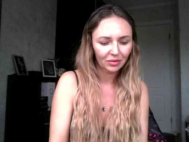CuteAngelina webcam