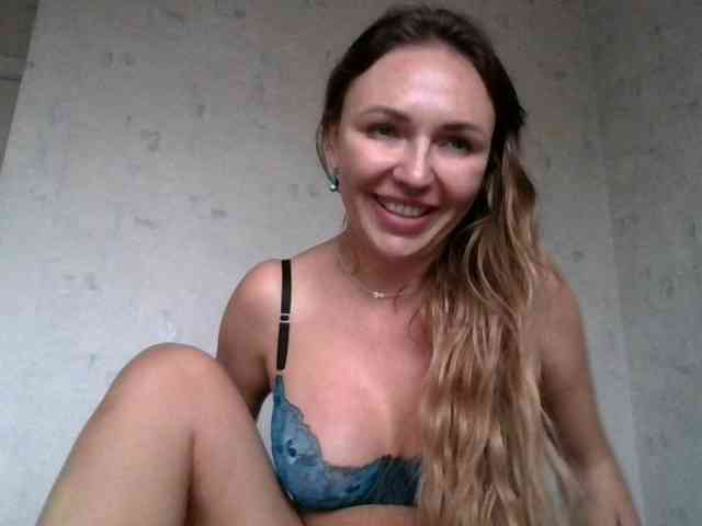 CuteAngelina webcam