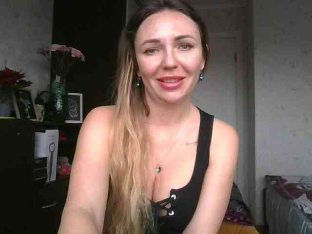 CuteFngelina CuteFngelina