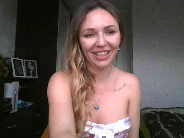 CuteAngelina webcam