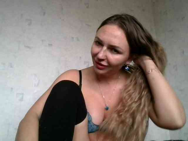 CuteAngelina webcam