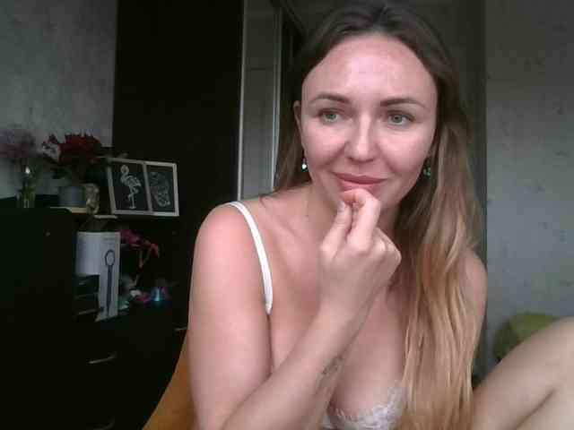 CuteAngelina webcam