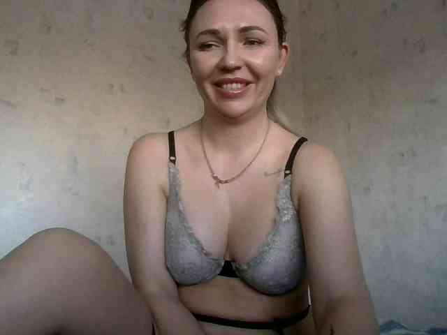 CuteAngelina webcam