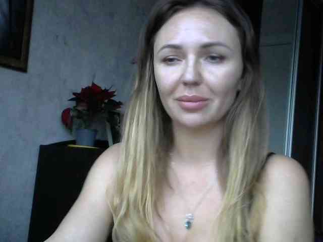 CuteFngelina CuteFngelina