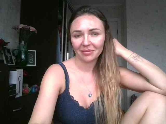 CuteFngelina CuteFngelina