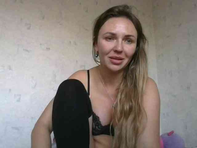 CuteAngelina webcam