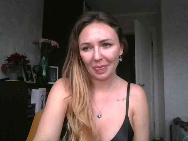 CuteFngelina CuteFngelina