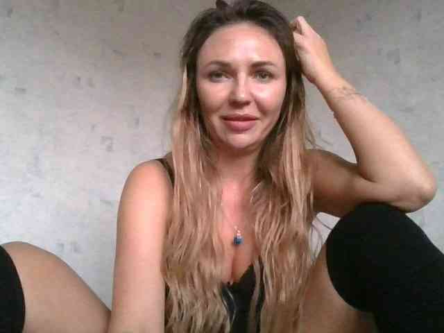 CuteAngelina webcam