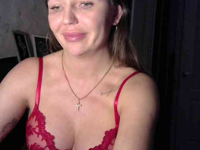 CuteAngelina webcam