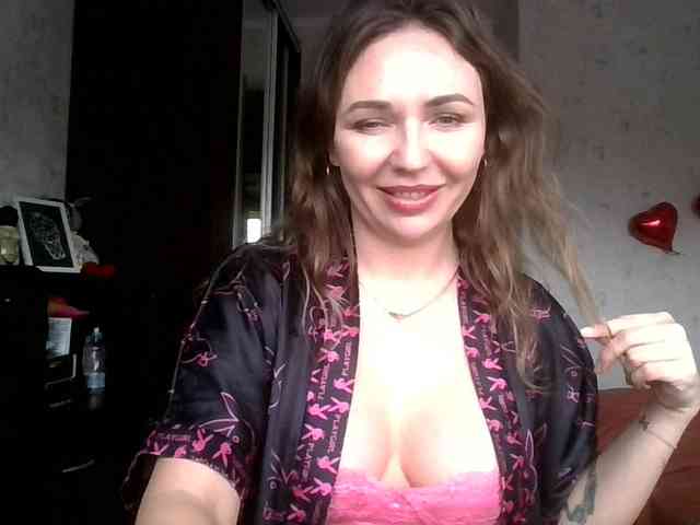 CuteAngelina webcam