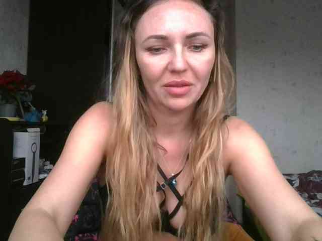 CuteAngelina webcam